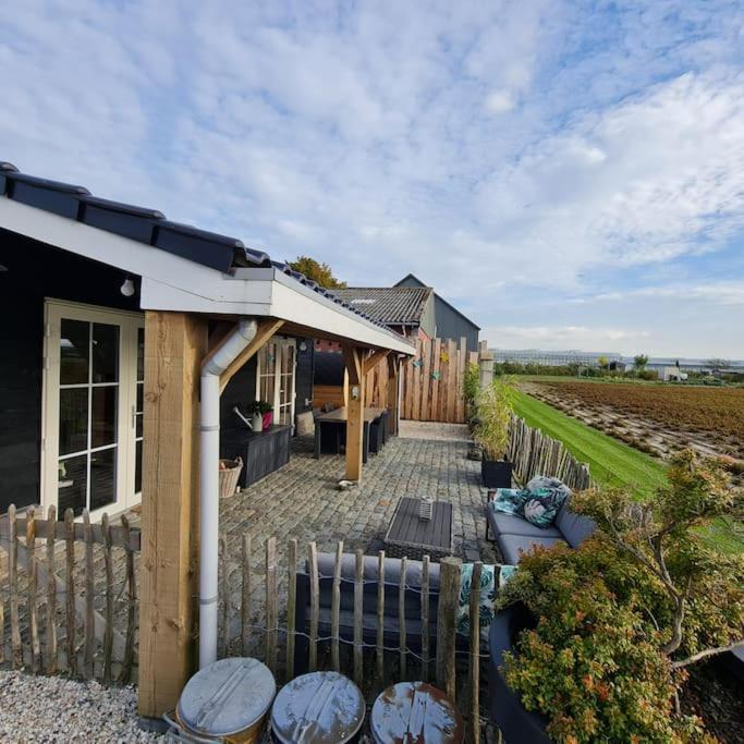 Wellness Chalet Met Jacuzzi, Sauna, Omheinde Tuin, Sint-Annaland Exterior foto